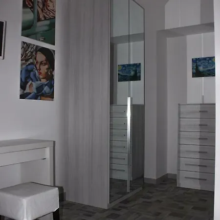 Art Gallery Apartament Apartment